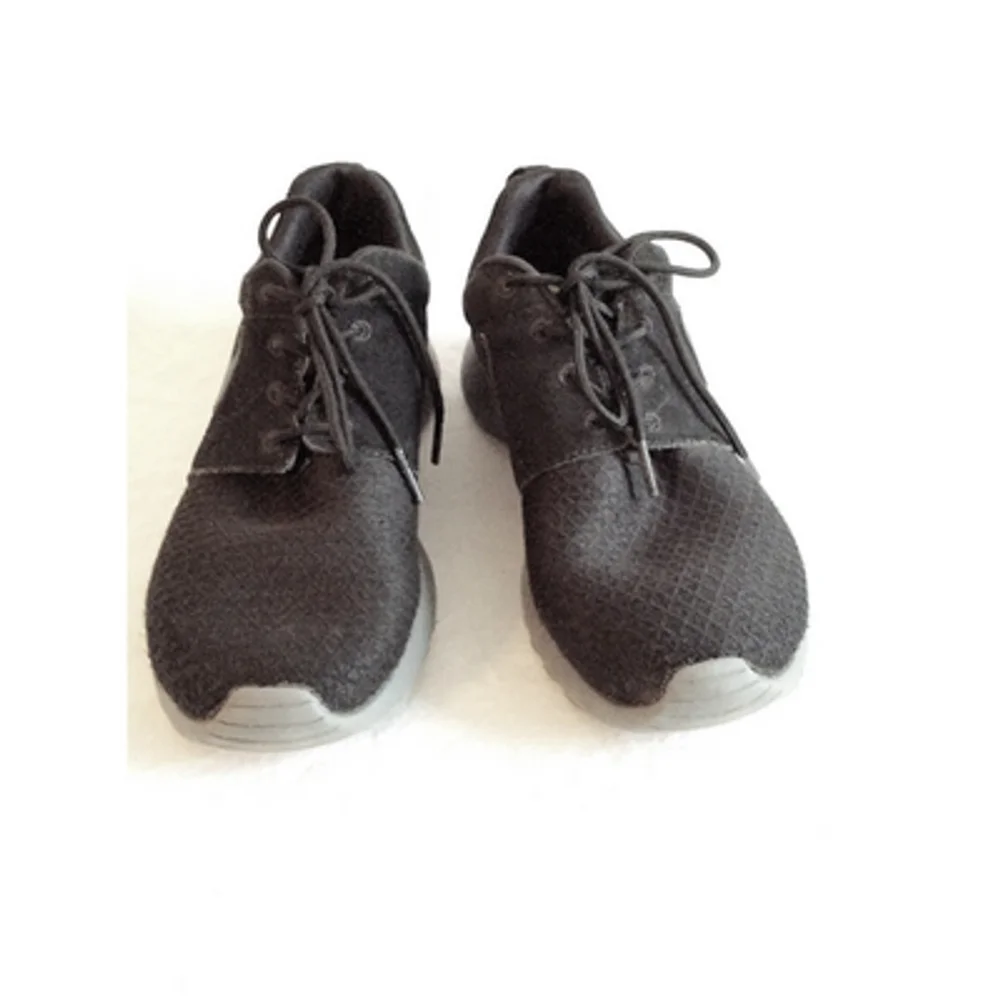 Nike Rosherun Winter Runners Black/Anthracite/Cool Gray 685286-047 Sz 7.5M